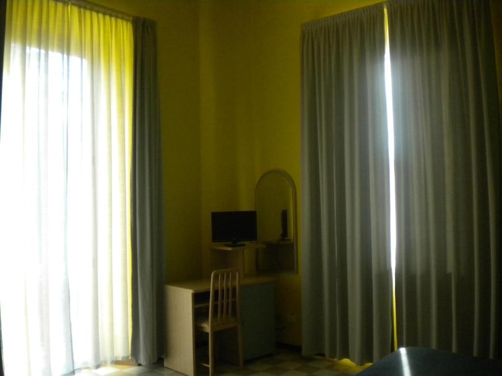 Hotel Impero Montecatini Terme Habitación foto